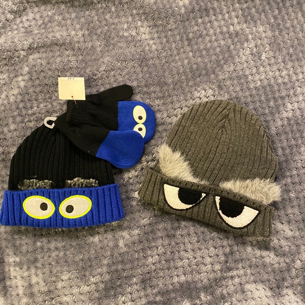 NWT 2 monster knit hats and mittens